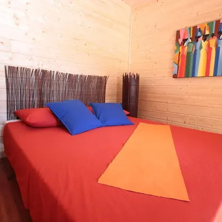 Les Sens Des Bois Bed & Breakfast Vagnas